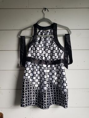 Studio Y Black & White Tunic Top Size Small